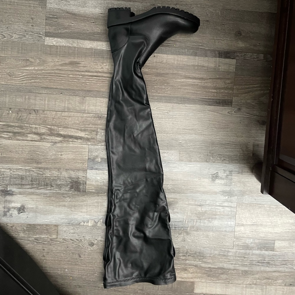 Azalea Wang thigh high boots